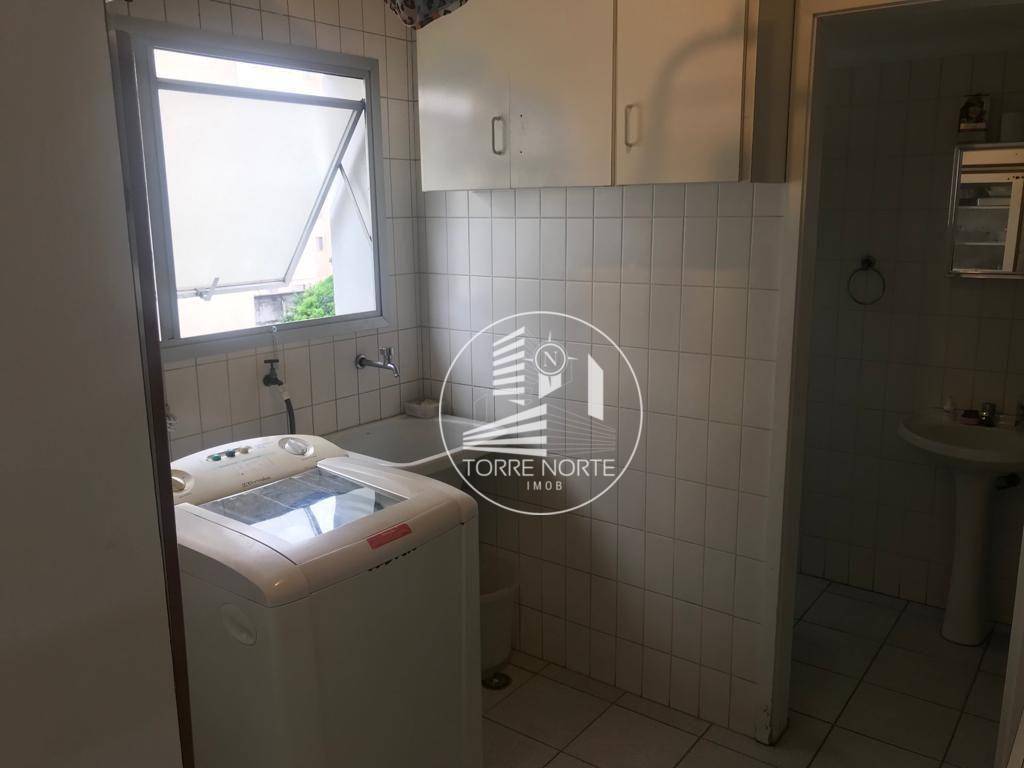 Apartamento à venda com 4 quartos, 160m² - Foto 32