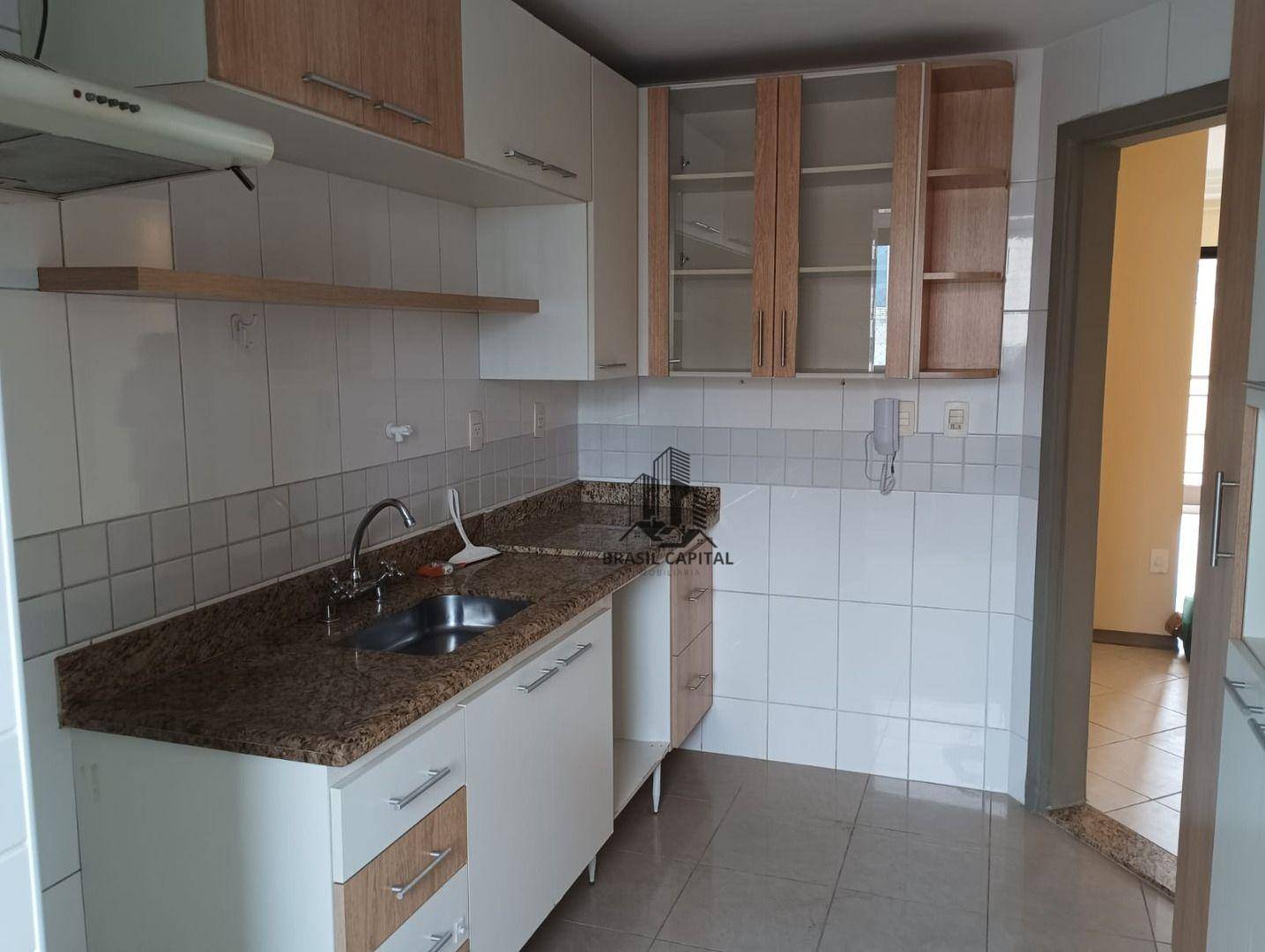 Apartamento para alugar com 3 quartos, 87m² - Foto 12