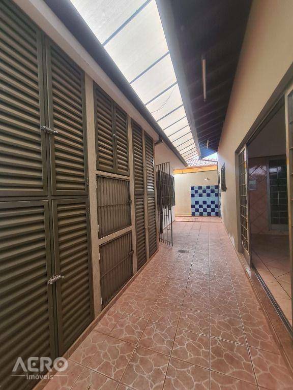 Casa à venda com 3 quartos, 223m² - Foto 19