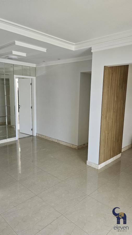 Apartamento à venda com 3 quartos, 94m² - Foto 17