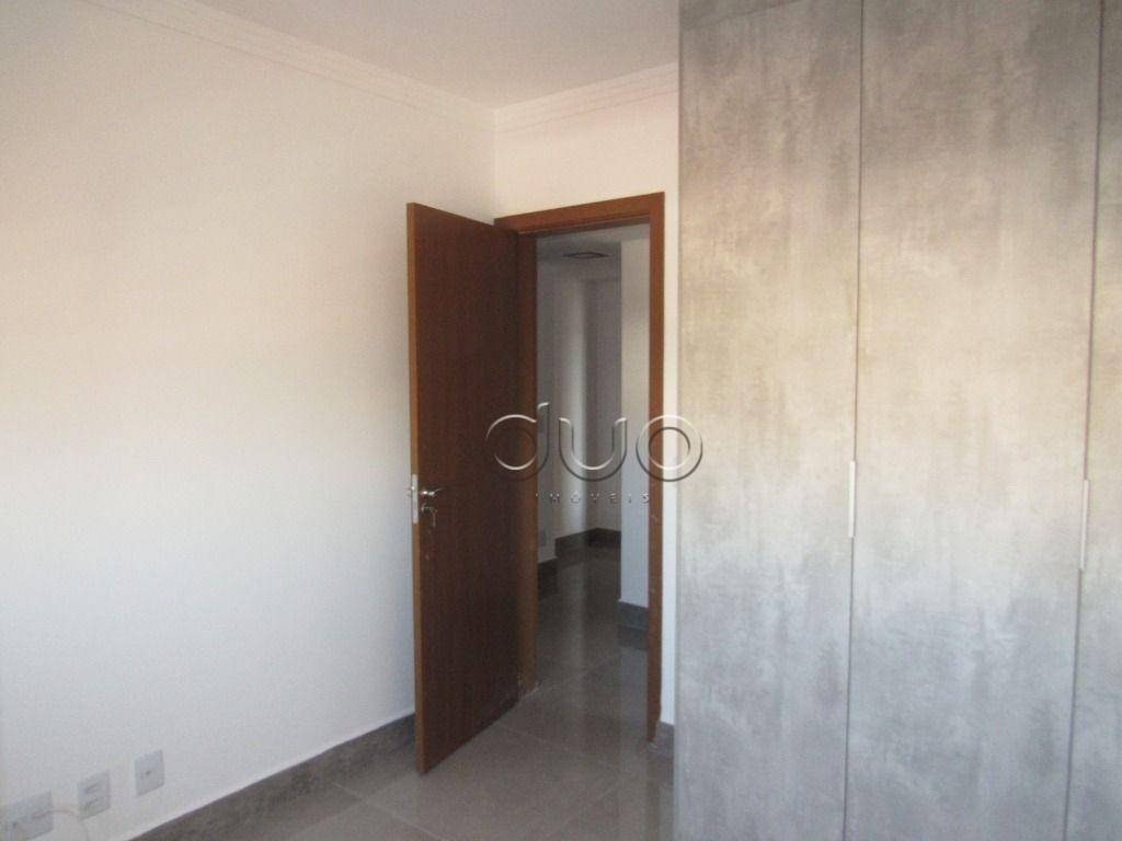 Apartamento para alugar com 3 quartos, 98m² - Foto 14