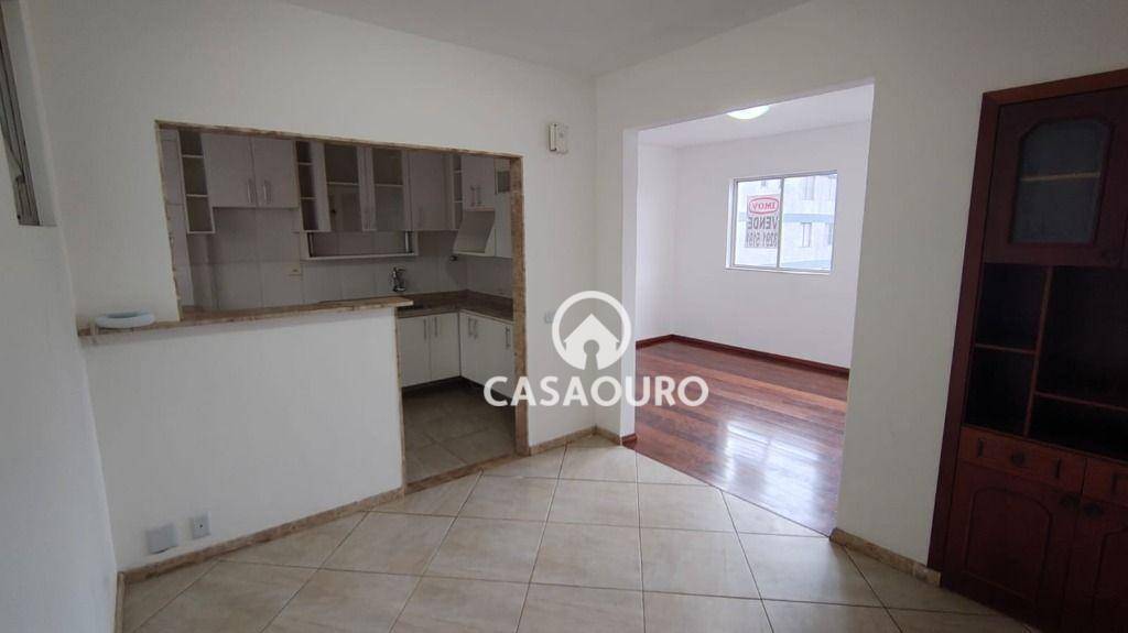 Apartamento à venda com 3 quartos, 110m² - Foto 9