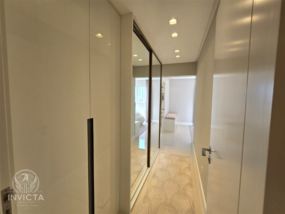 Apartamento à venda com 3 quartos, 136m² - Foto 5