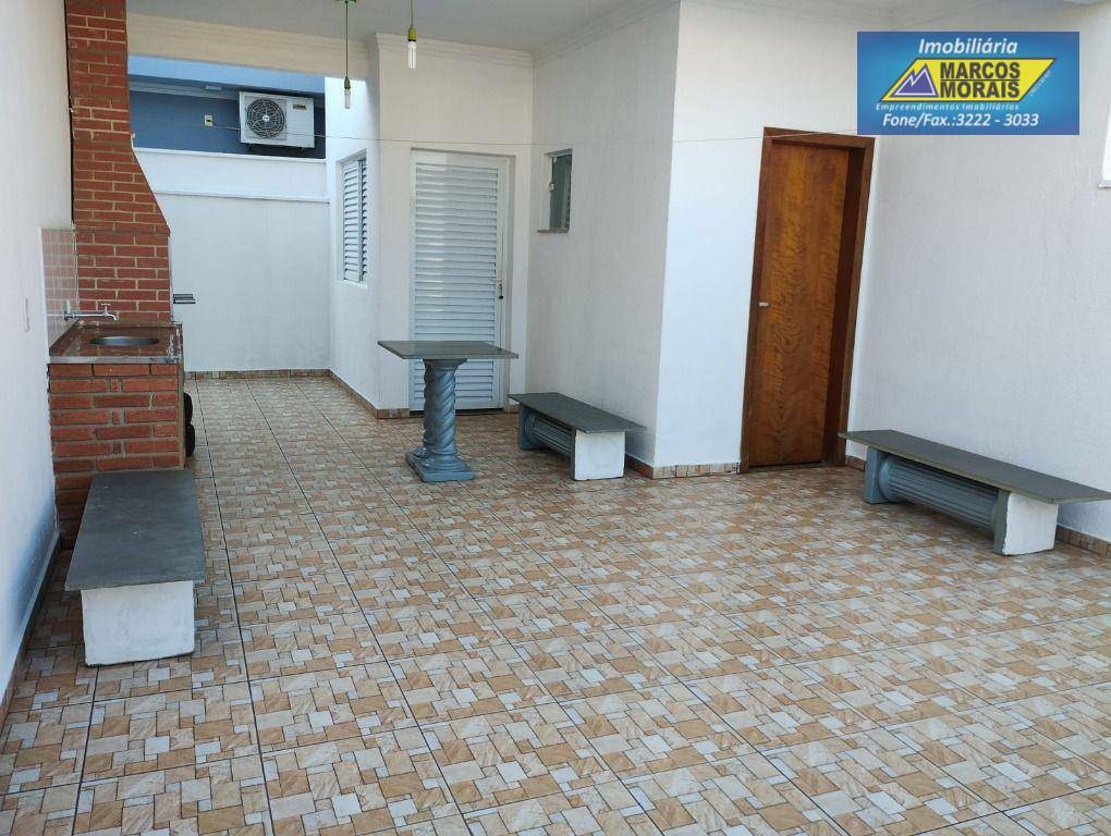 Casa de Condomínio à venda com 3 quartos, 250m² - Foto 14