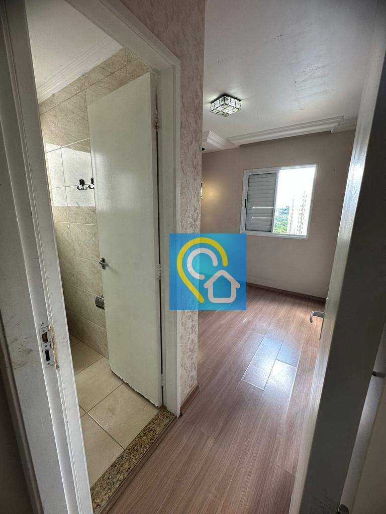 Apartamento à venda com 3 quartos, 80m² - Foto 4