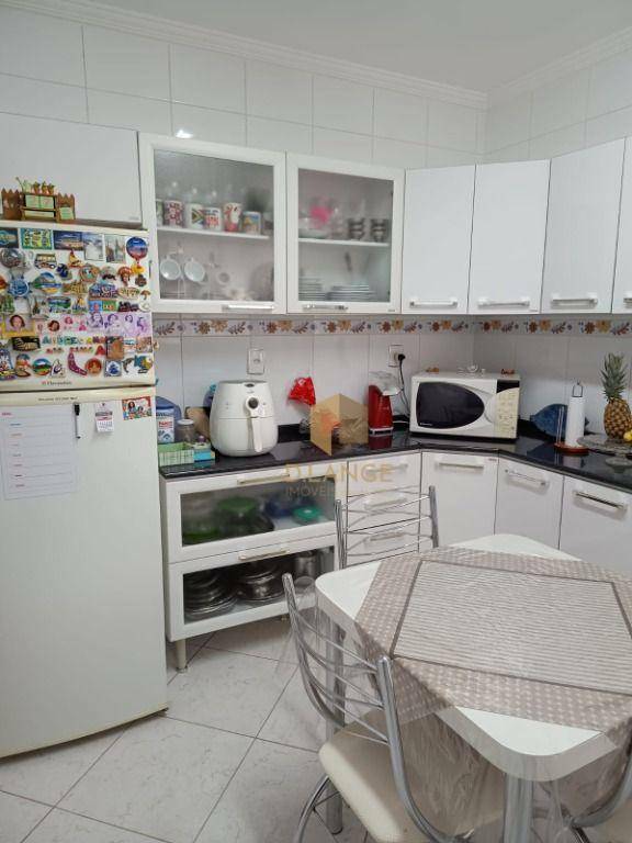 Apartamento à venda com 3 quartos, 90m² - Foto 8