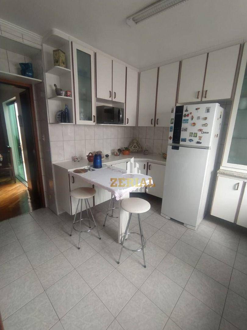 Sobrado à venda com 3 quartos, 192m² - Foto 11