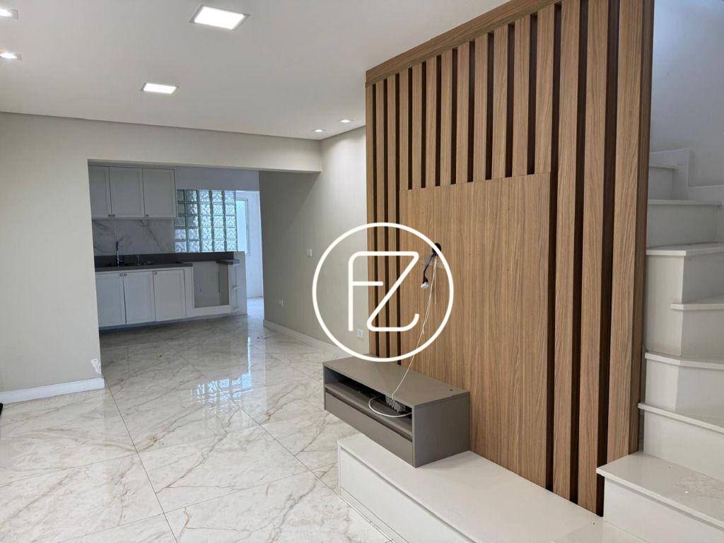 Cobertura, 3 quartos, 231 m² - Foto 2