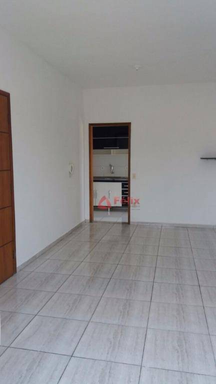 Apartamento à venda com 2 quartos, 66m² - Foto 2