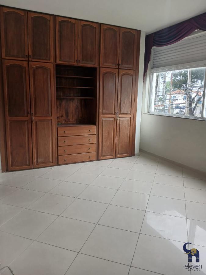 Apartamento à venda com 4 quartos, 200m² - Foto 7