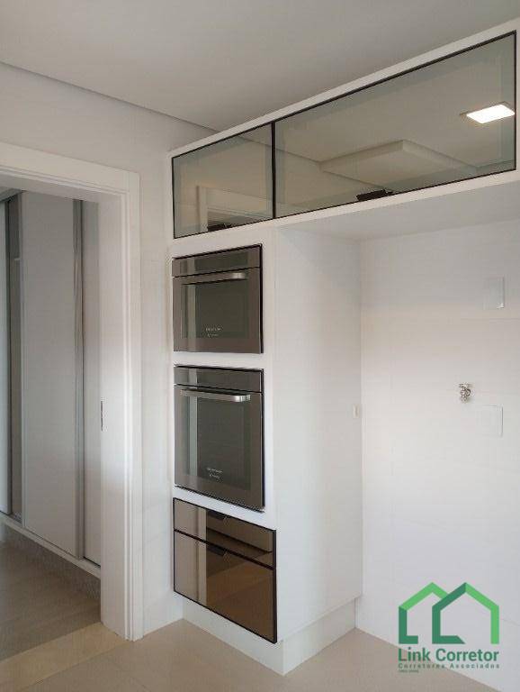 Apartamento à venda com 3 quartos, 213m² - Foto 16