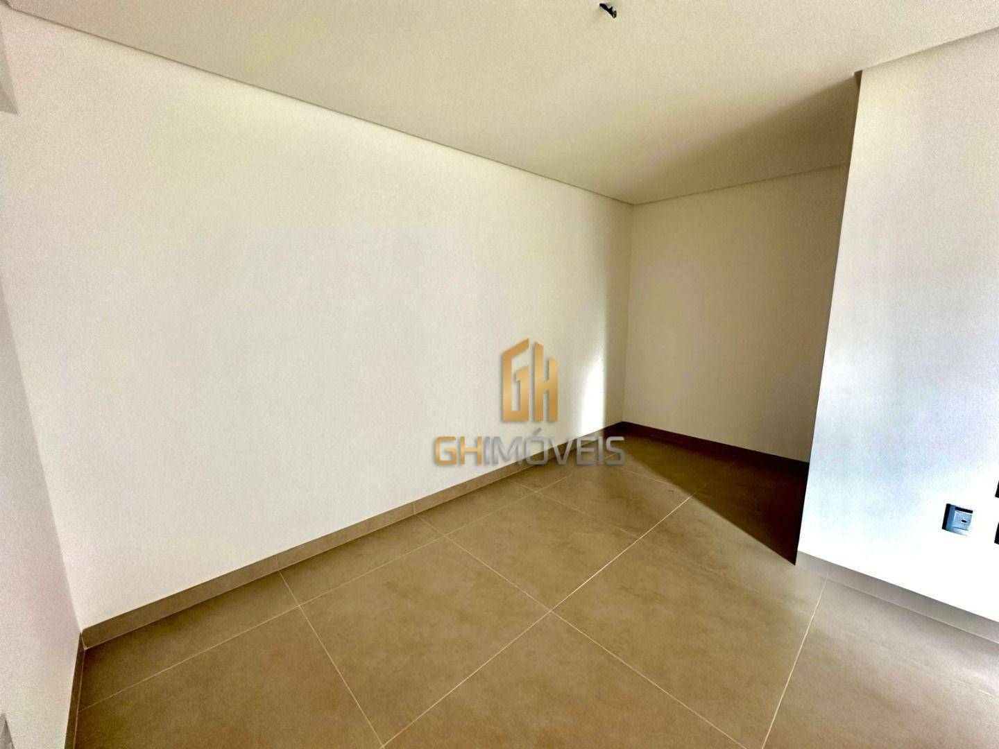 Apartamento à venda com 3 quartos, 116m² - Foto 13