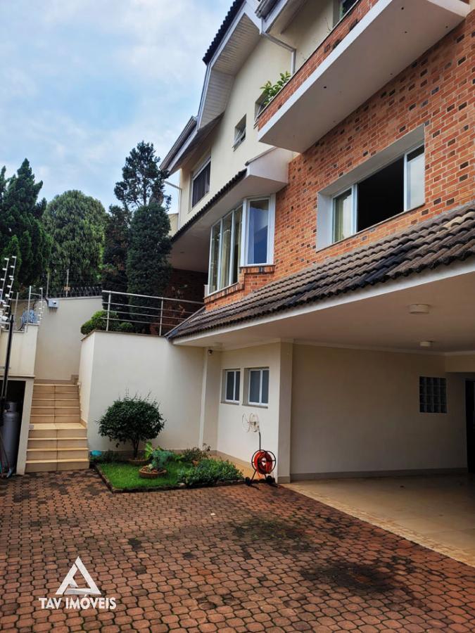 Casa à venda com 5 quartos, 358m² - Foto 1