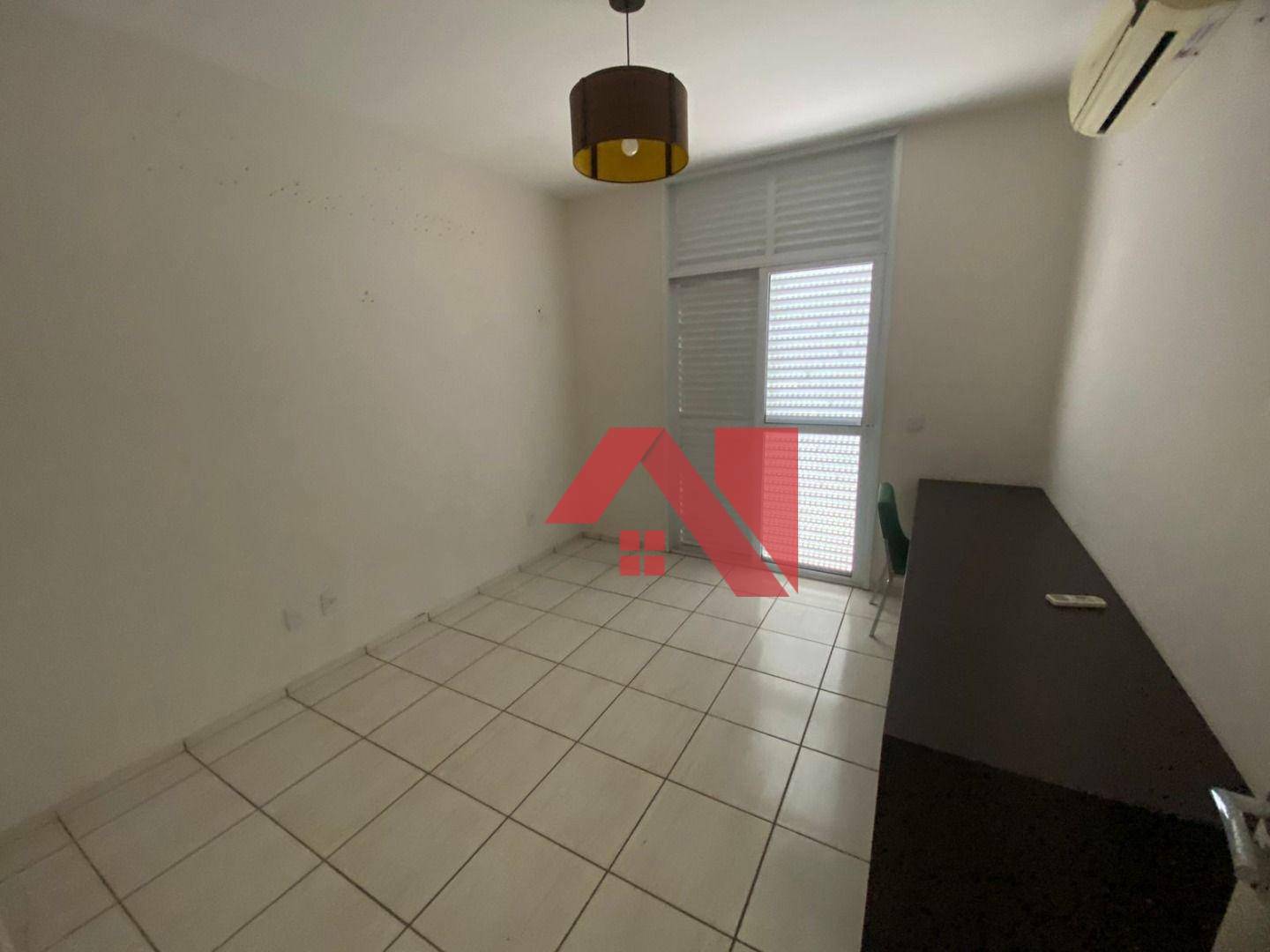 Sobrado à venda com 3 quartos, 200m² - Foto 8