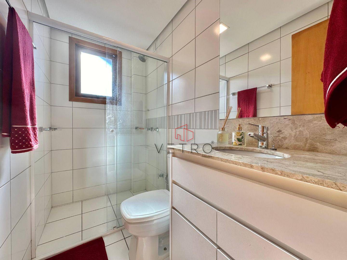 Apartamento à venda com 3 quartos, 146m² - Foto 17