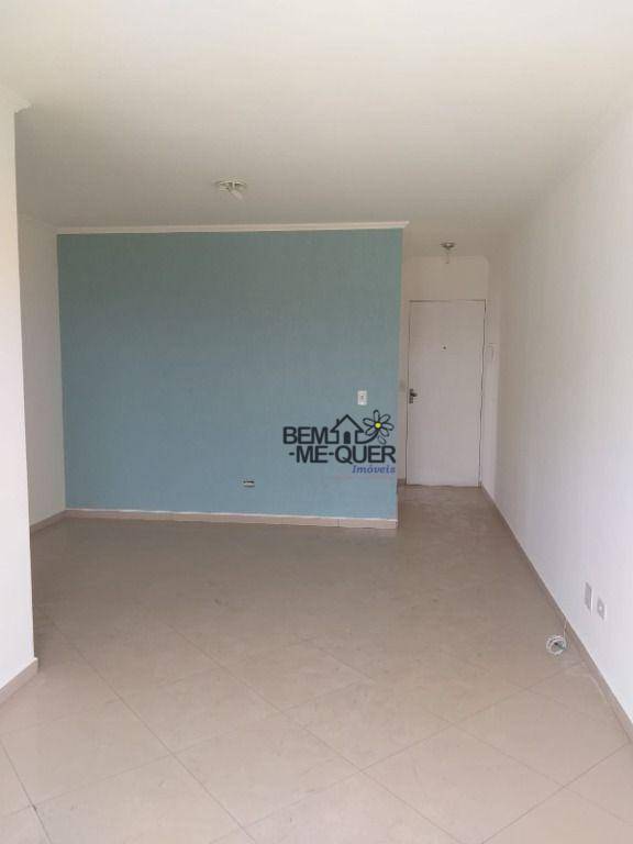 Apartamento à venda com 3 quartos, 69m² - Foto 2