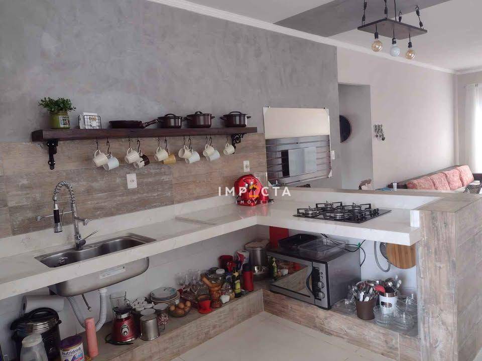 Casa à venda com 1 quarto, 300m² - Foto 3