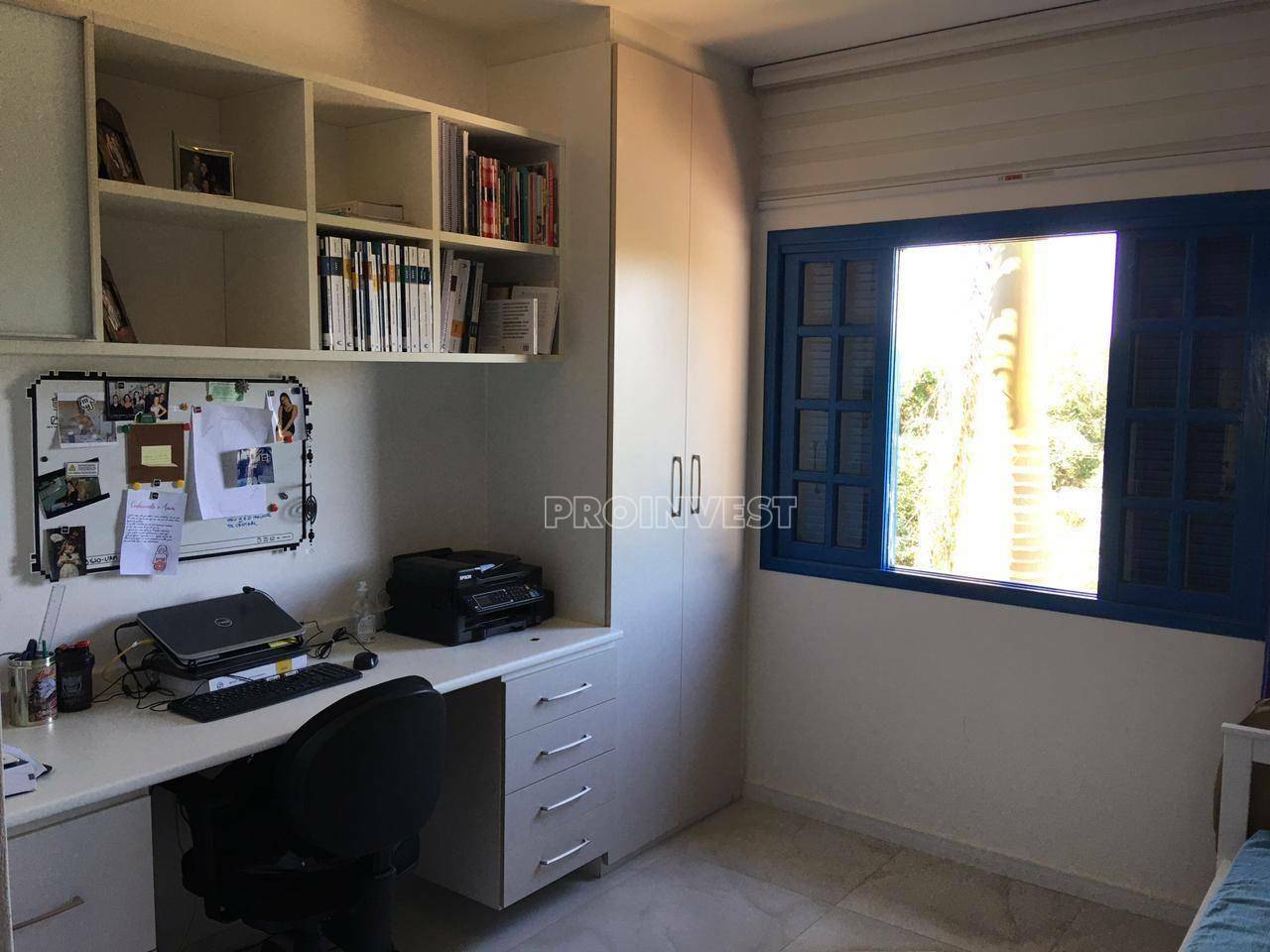 Casa de Condomínio à venda com 3 quartos, 231m² - Foto 18