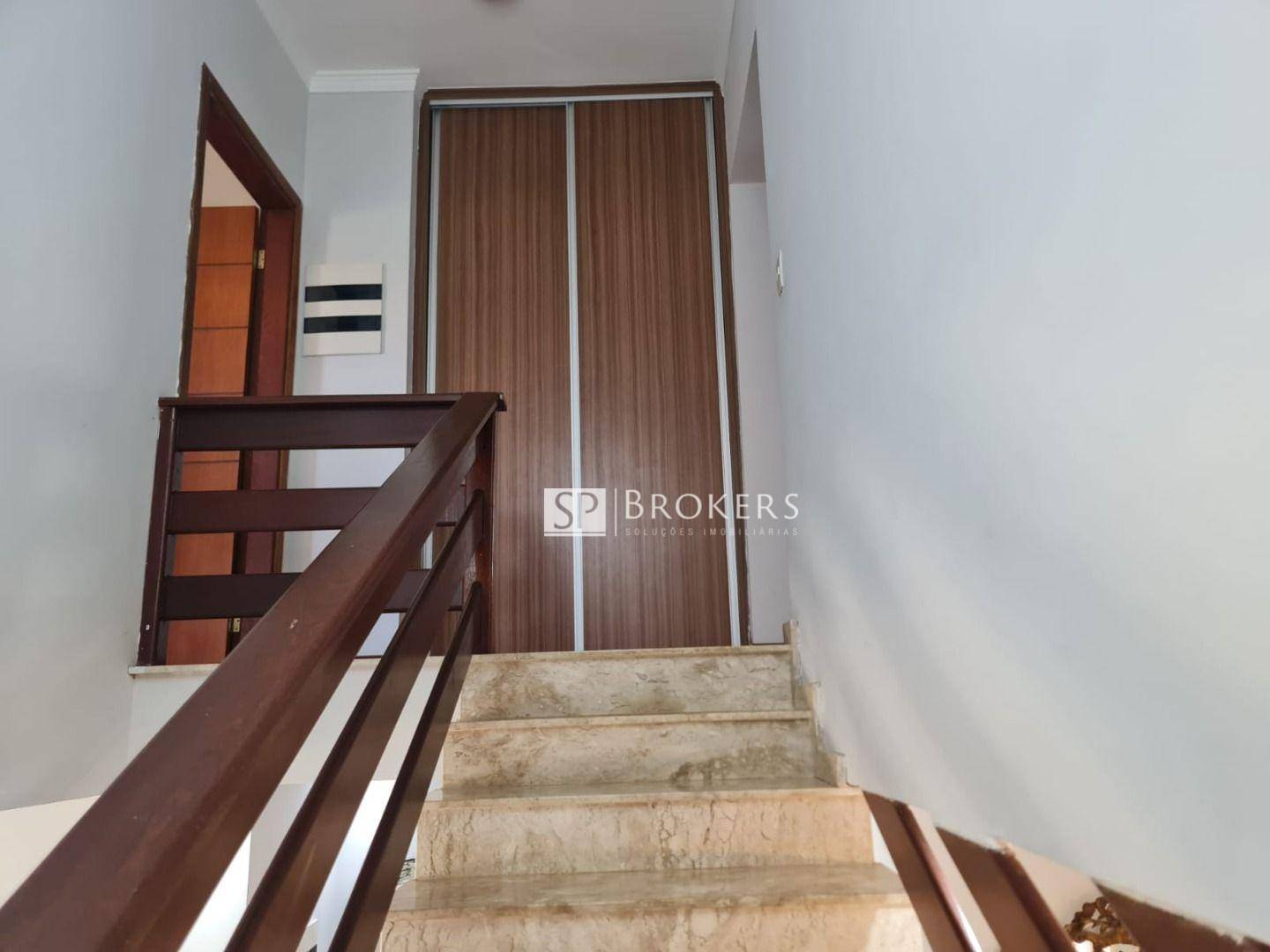 Casa de Condomínio à venda com 4 quartos, 236m² - Foto 10