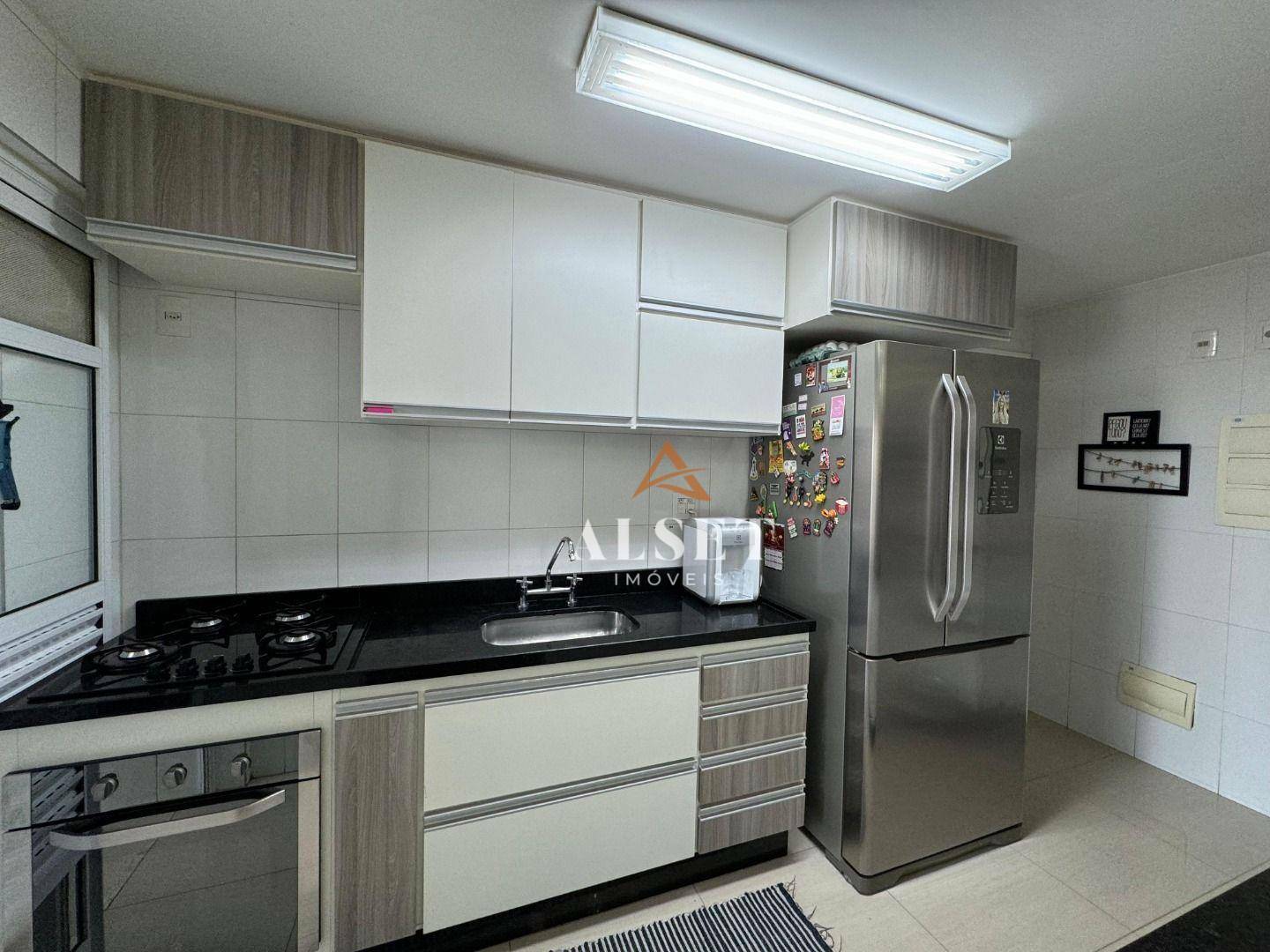 Apartamento à venda com 3 quartos, 103m² - Foto 20