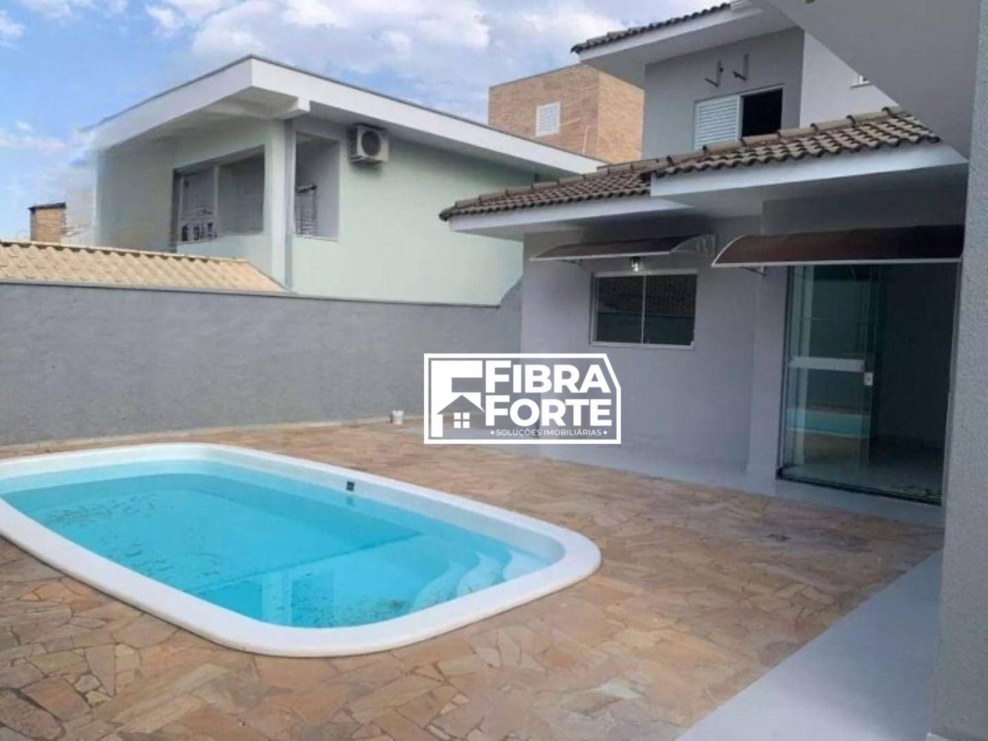 Casa para alugar com 5 quartos, 243m² - Foto 3