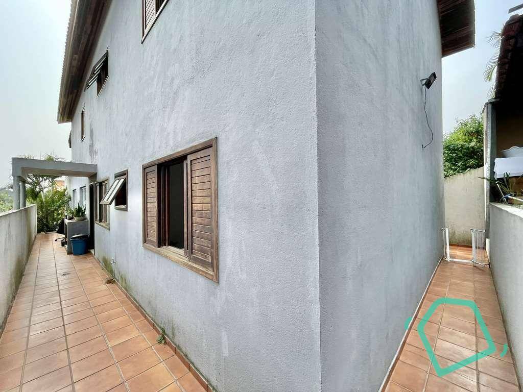 Casa de Condomínio à venda com 4 quartos, 359m² - Foto 27