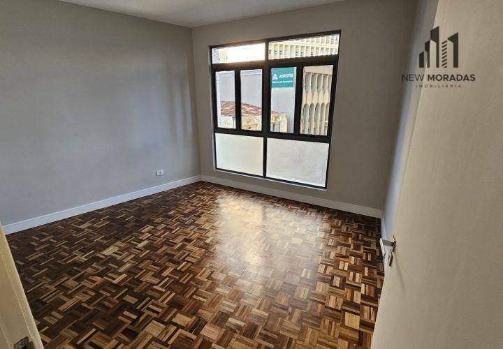 Apartamento à venda com 3 quartos, 93m² - Foto 9