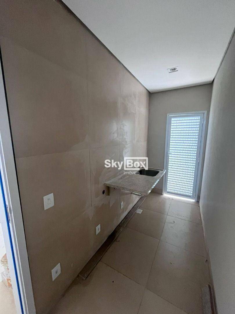 Casa à venda com 3 quartos, 250m² - Foto 6