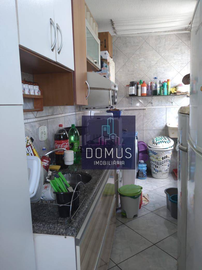 Apartamento à venda com 2 quartos, 45m² - Foto 2