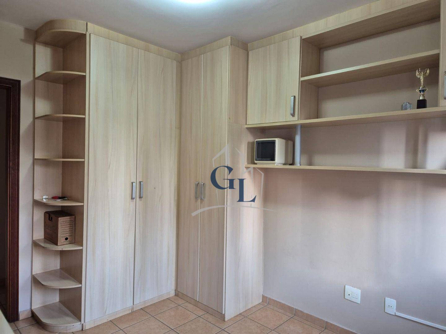 Apartamento à venda com 4 quartos, 75m² - Foto 11