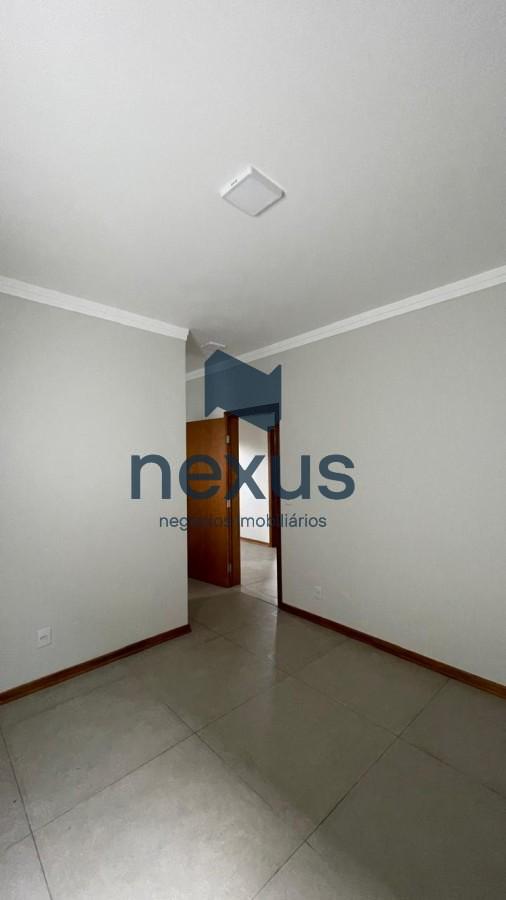 Casa à venda com 3 quartos, 250m² - Foto 14