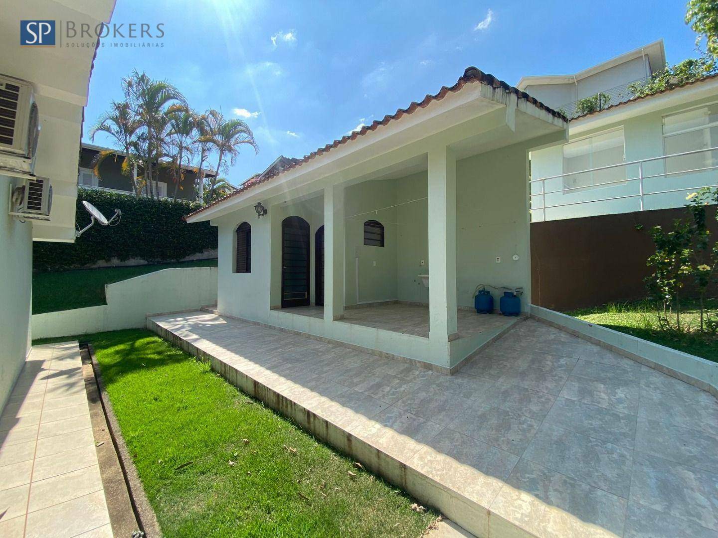 Casa de Condomínio para alugar com 3 quartos, 285m² - Foto 8