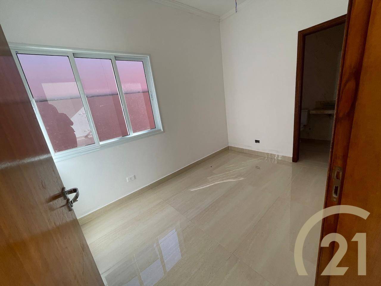 Casa de Condomínio à venda com 3 quartos, 220m² - Foto 17