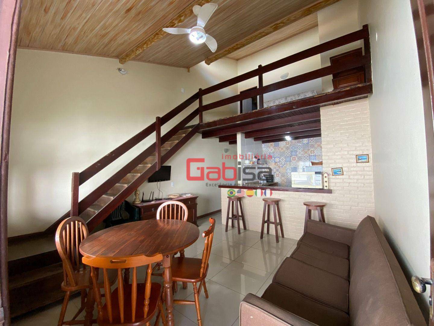 Casa à venda com 2 quartos, 120m² - Foto 1