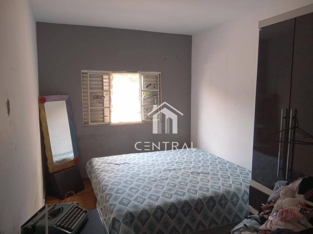 Casa à venda com 3 quartos, 90m² - Foto 7