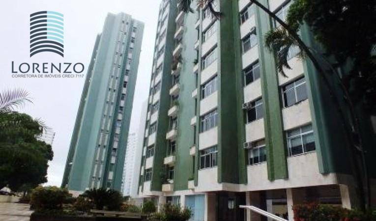 Apartamento à venda com 3 quartos, 300m² - Foto 1