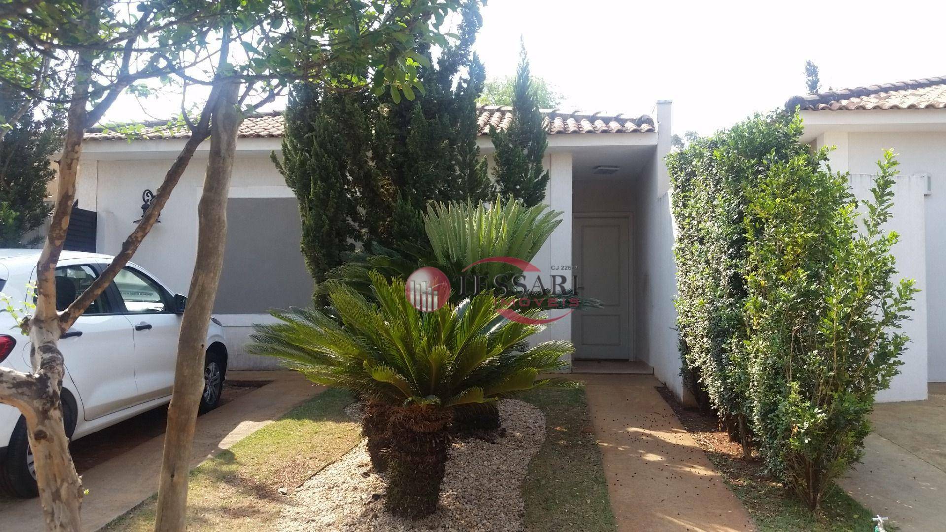 Casa à venda com 3 quartos, 170m² - Foto 2