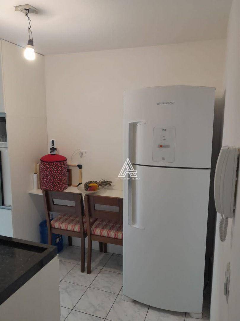 Apartamento à venda com 2 quartos, 55m² - Foto 4