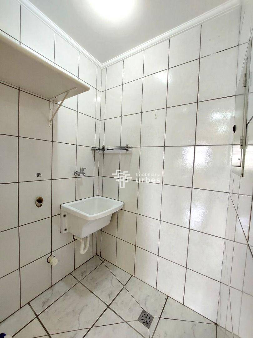 Apartamento para alugar com 1 quarto, 45m² - Foto 2