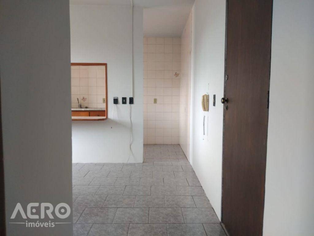Apartamento à venda com 1 quarto, 45m² - Foto 7