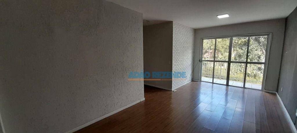 Apartamento à venda com 3 quartos, 80m² - Foto 1