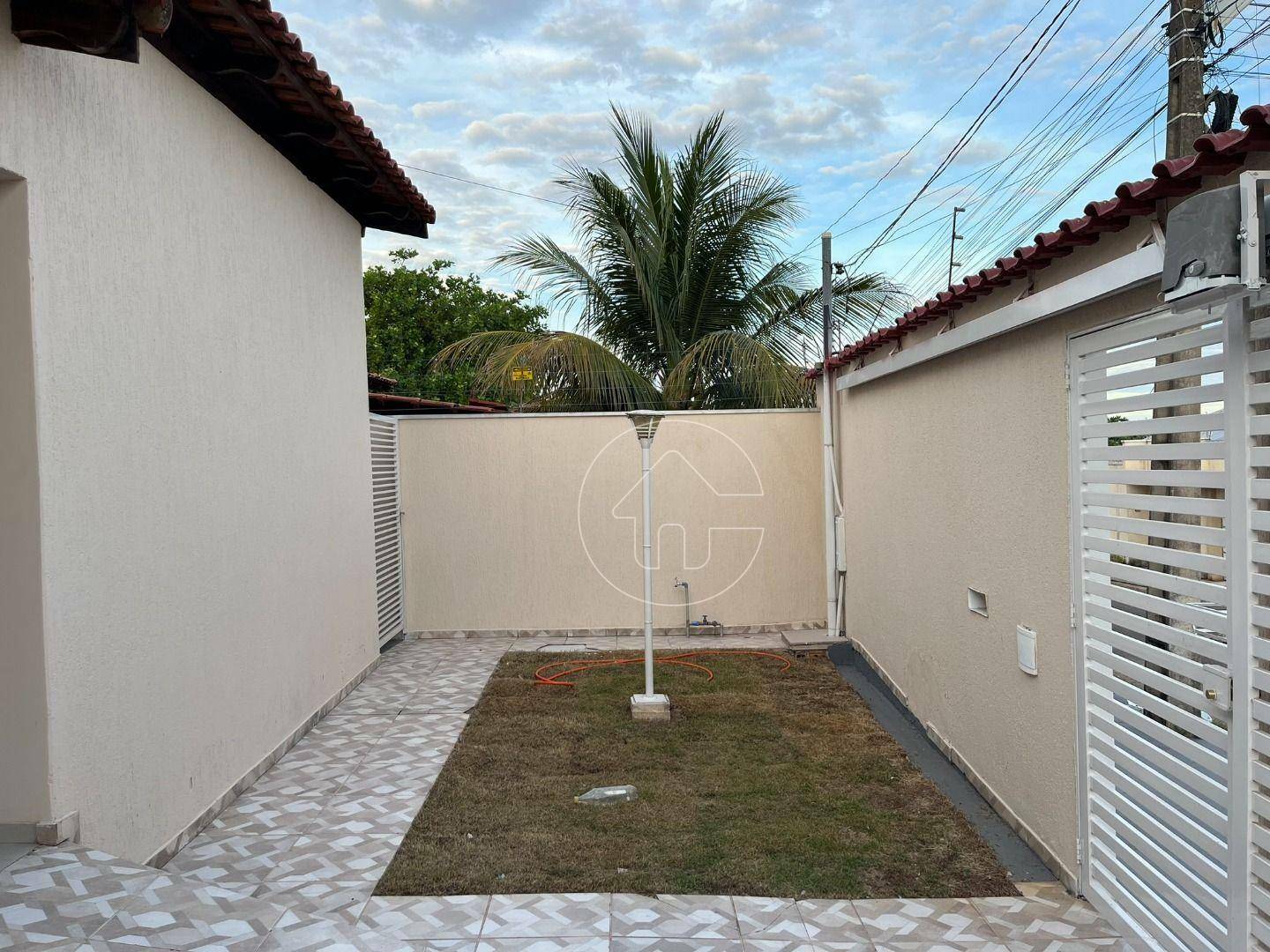 Casa à venda com 3 quartos, 198m² - Foto 2