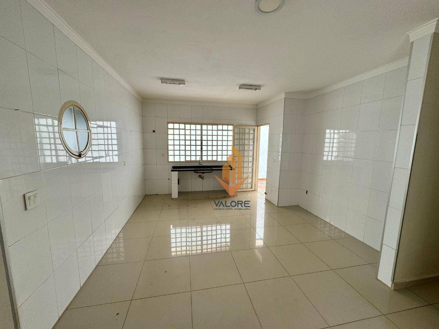 Casa à venda com 3 quartos, 162m² - Foto 8