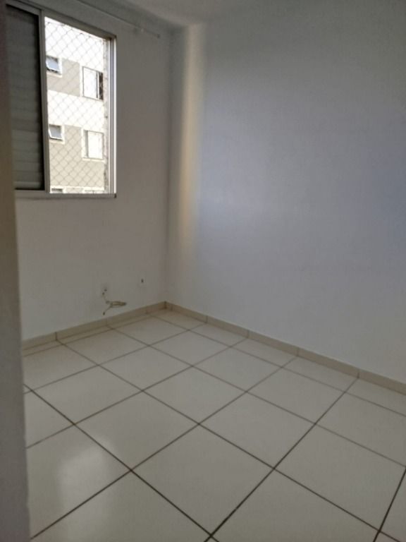 Apartamento para alugar com 2 quartos, 55m² - Foto 8