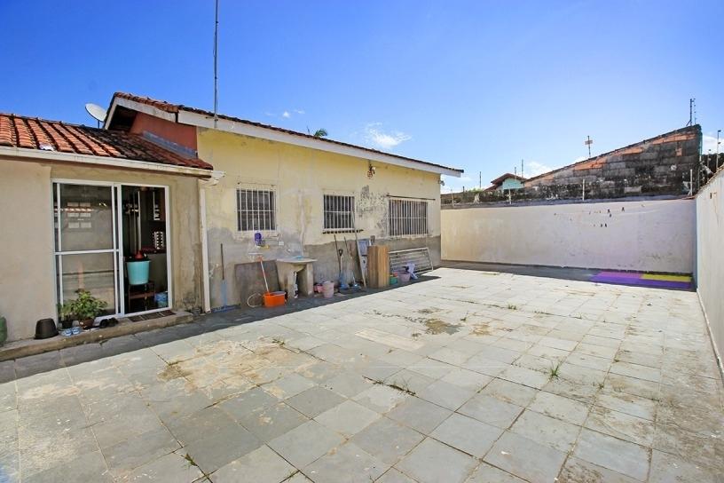 Casa à venda com 3 quartos, 260m² - Foto 2