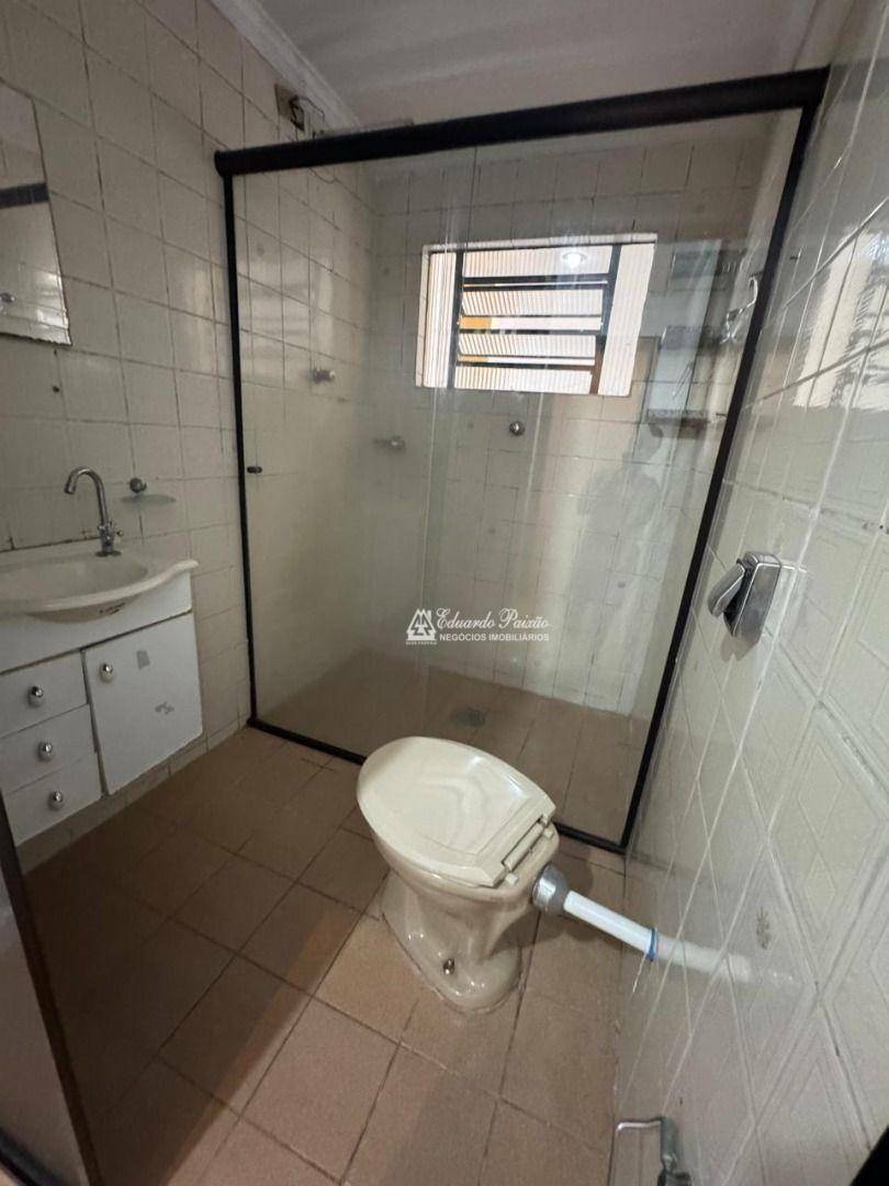 Apartamento para alugar com 3 quartos, 80m² - Foto 15