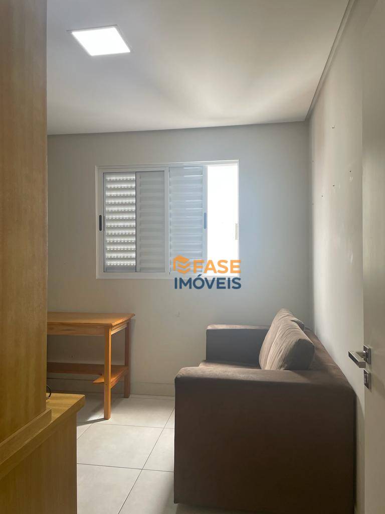Apartamento à venda com 3 quartos, 95m² - Foto 13