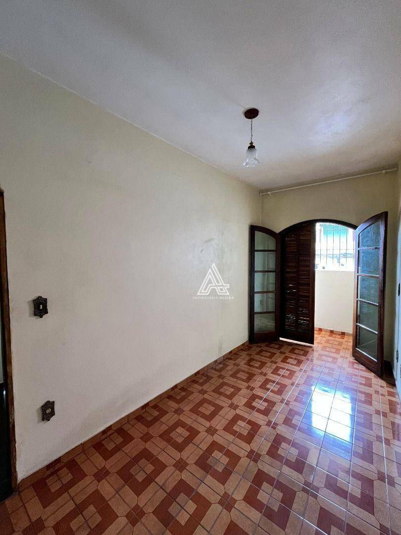 Sobrado à venda com 4 quartos, 182m² - Foto 94