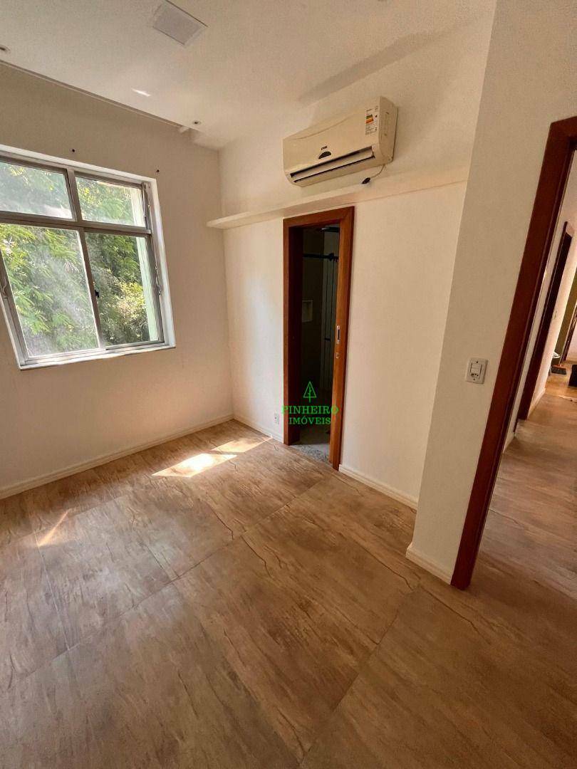 Apartamento à venda com 3 quartos, 60m² - Foto 5