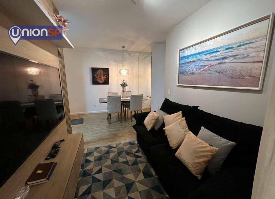 Apartamento à venda com 2 quartos, 65m² - Foto 1